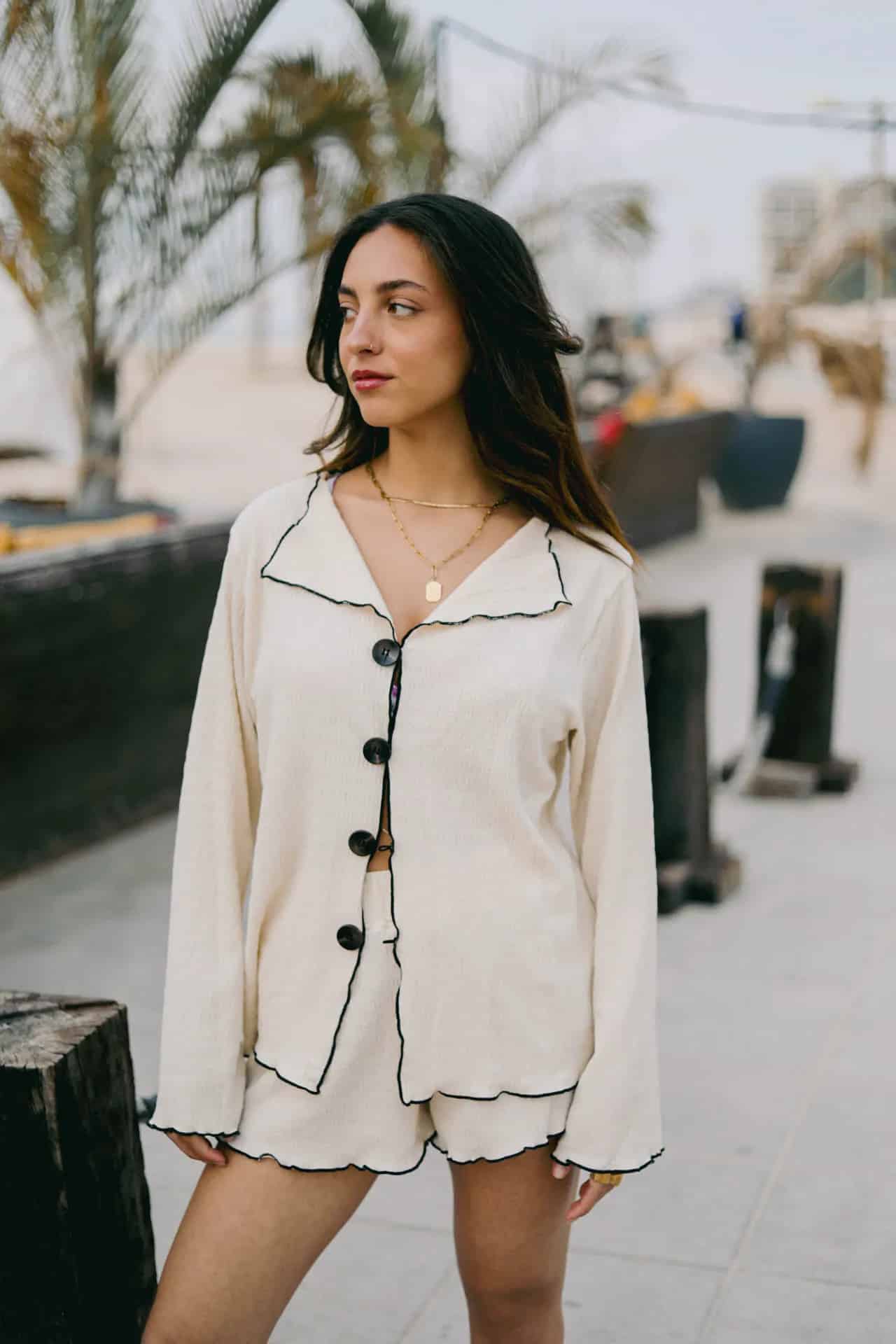 Yasmin Buttoned shirt — image 1 of 4