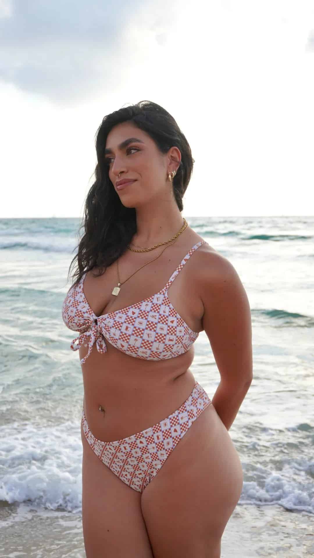 חזיית קוי — image 1 of 5